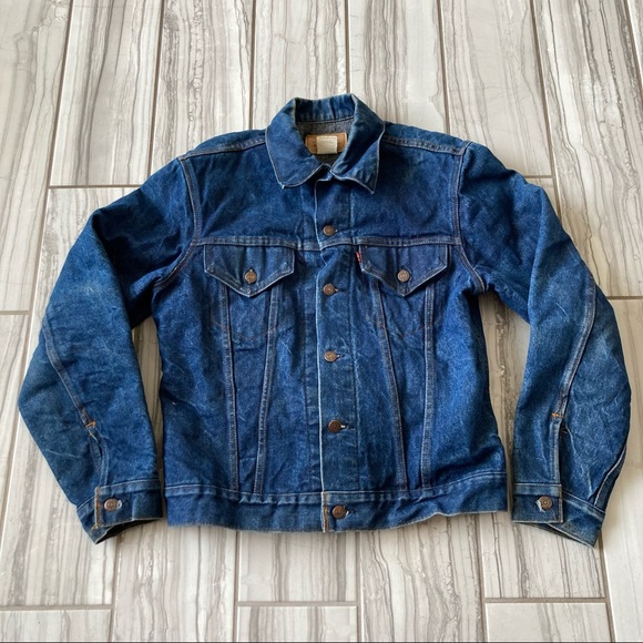 Levi’s vintage trucker lined jacket. USA MADE. EUC